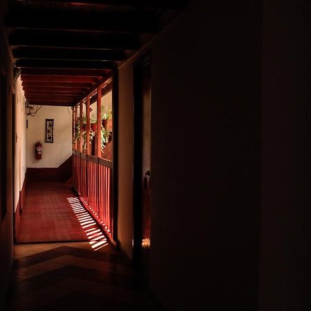 Eureka Lodge Ollantaytambo Extérieur photo