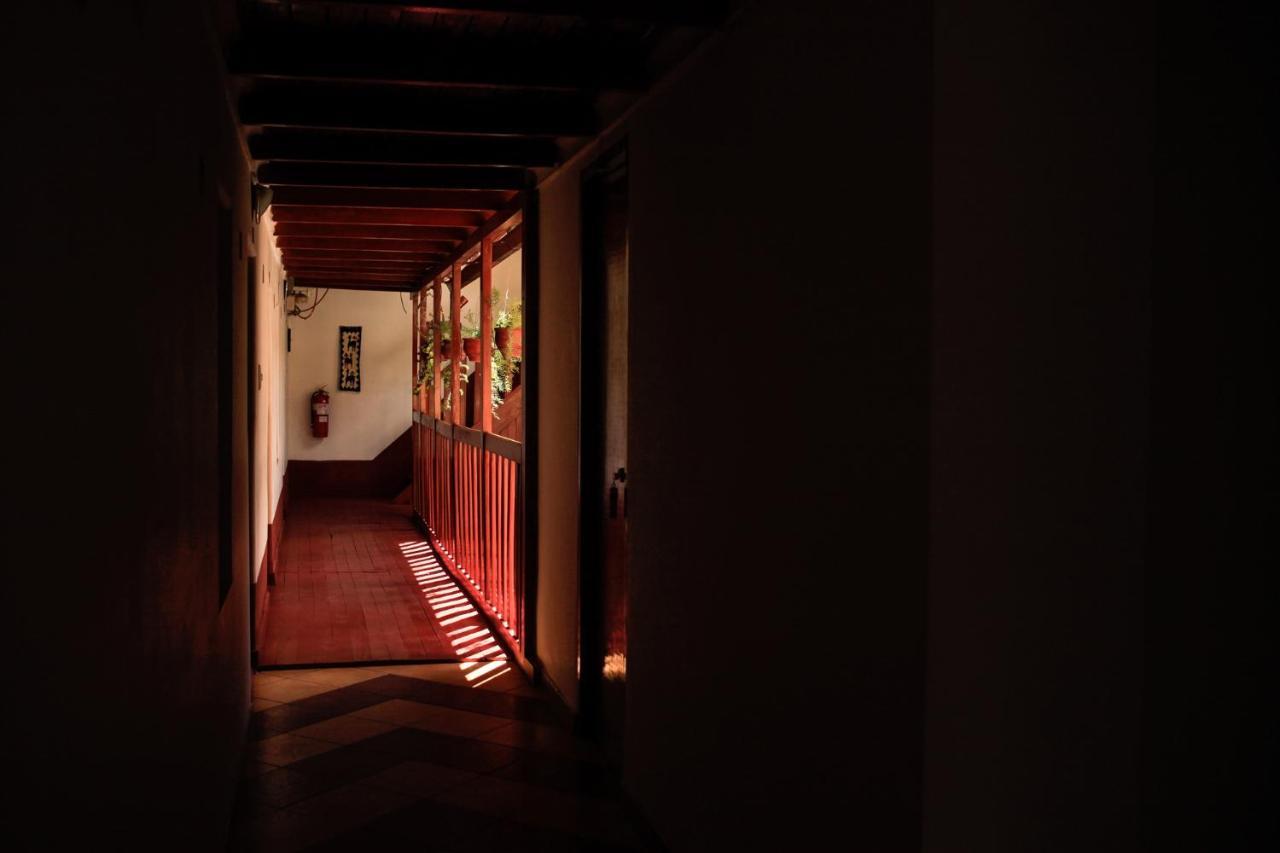 Eureka Lodge Ollantaytambo Extérieur photo