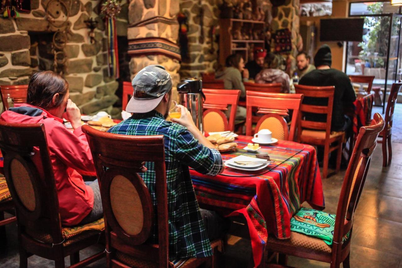 Eureka Lodge Ollantaytambo Extérieur photo